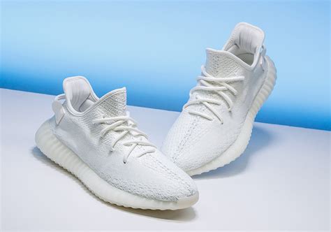 yeezy off white adidas schuhe|yeezy 350 cream white v2.